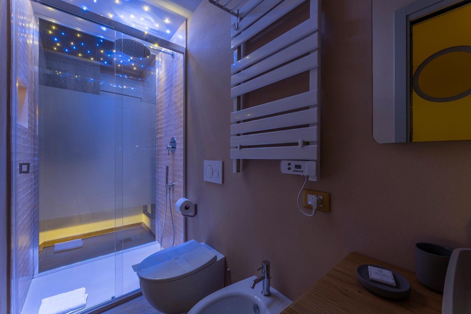 Luci Sul Mare -Boutique Rooms Follonica Exterior foto